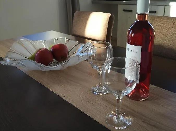 아파트 Geomar House 2 Sky And View 페라마
